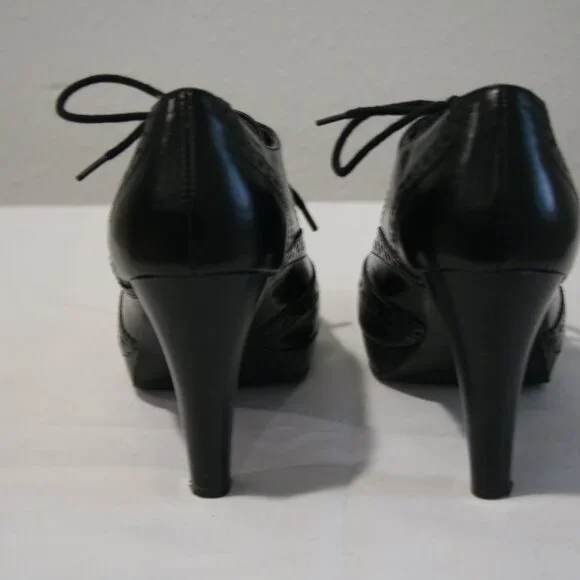 Bongo Pack Leader Black ankle boots - Picture 9 of 14